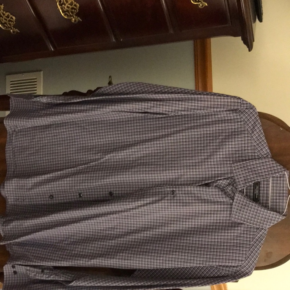Men’s dress shirt